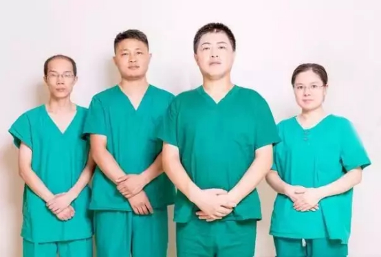 罕見(jiàn)!江城230斤孕婦順利產(chǎn)下7斤寶寶!