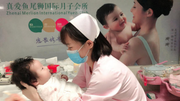 “臨時(shí)媽媽”雙線(xiàn)作戰守護母嬰