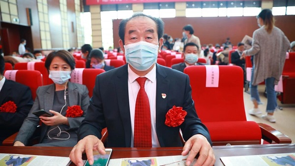 武漢仁愛(ài)醫院榮獲硚口區先進(jìn)基層黨組織表彰