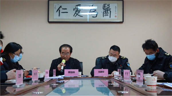 武漢市衛生計生執法督察總隊第三黨支部聯(lián)合武漢仁愛(ài)醫院黨支部開(kāi)展主題黨日活動(dòng) !
