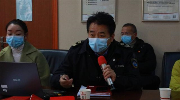 武漢市衛生計生執法督察總隊第三黨支部聯(lián)合武漢仁愛(ài)醫院黨支部開(kāi)展主題黨日活動(dòng) !